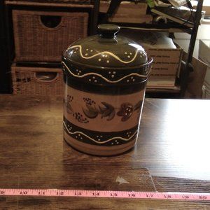 Cardinal Avignon cookie jar/canister